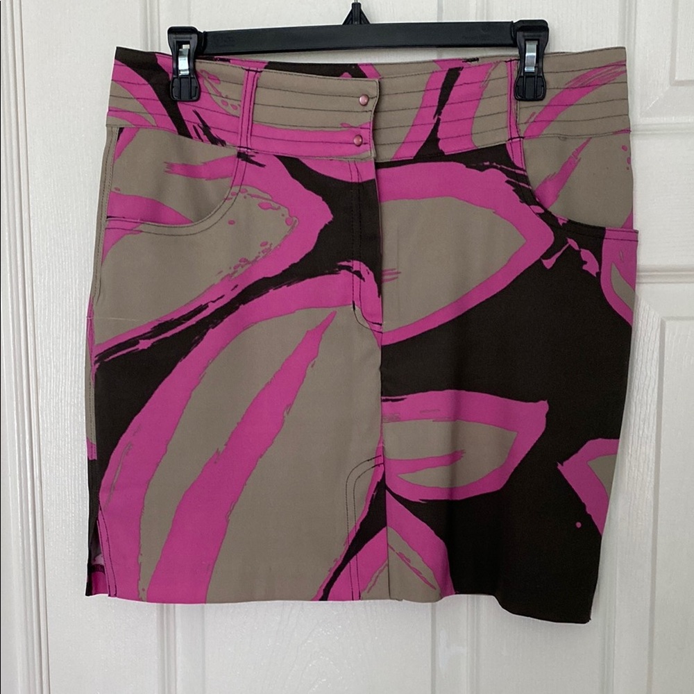 DKNY Black and pink Skort